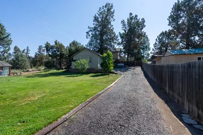 20087 Beaver Lane, Bend, OR 97703 - Photo 53