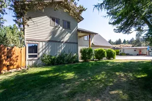 20087 Beaver Ln, Bend, OR 97703 - Photo 59