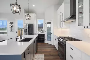 3769 SW 43rd St, Redmond, OR 97756 - Photo 7