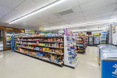 268 N 5th Street, Madras, OR 97741 - Photo 3