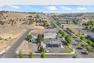 268 N 5th Street, Madras, OR 97741 - Photo 27