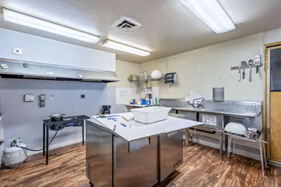 268 N 5th Street, Madras, OR 97741 - Photo 5