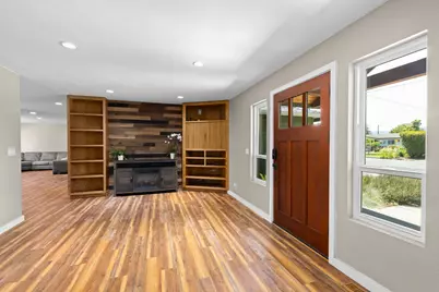 755 S 4th Street, Central Point, OR 97502 - Photo 5