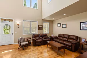 626 Griffin Oaks Dr, Central Point, OR 97502 - Photo 7