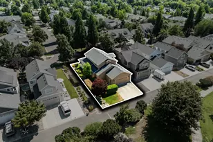 626 Griffin Oaks Dr, Central Point, OR 97502 - Photo 41