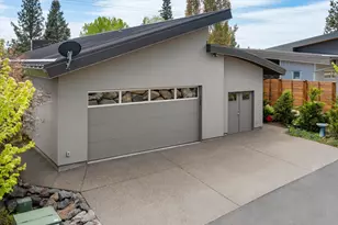 628 NW Portland Ave, Bend, OR 97703 - Photo 33