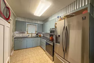 904 NE 2nd St, Prineville, OR 97754 - Photo 11