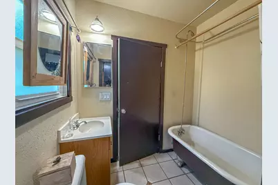 904 NE 2nd Street, Prineville, OR 97754 - Photo 13