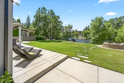 1090 Anglers Place, Shady Cove, OR 97539 - Photo 65