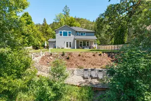 1090 Anglers Pl, Shady Cove, OR 97539 - Photo 57