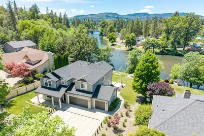 1090 Anglers Place, Shady Cove, OR 97539 - Photo 1