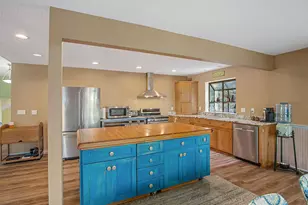 1059 SE Belle Aire Dr, Grants Pass, OR 97526 - Photo 3