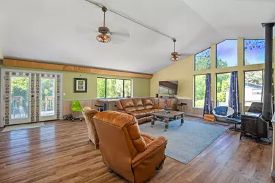 1059 SE Belle Aire Drive, Grants Pass, OR 97526 - Photo 13
