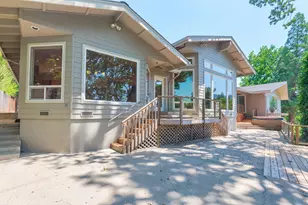 619 SE M St, Grants Pass, OR 97526 - Photo 47