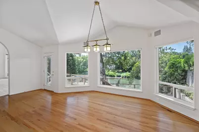 619 SE M Street, Grants Pass, OR 97526 - Photo 17