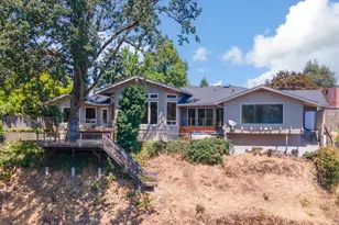 619 SE M St, Grants Pass, OR 97526 - Photo 55