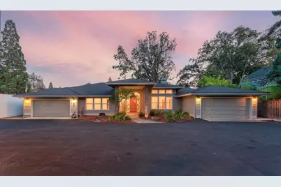 619 SE M Street, Grants Pass, OR 97526 - Photo 5