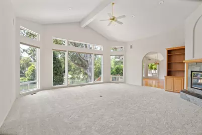 619 SE M Street, Grants Pass, OR 97526 - Photo 11