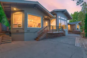 619 SE M St, Grants Pass, OR 97526 - Photo 7