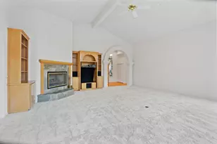 619 SE M St, Grants Pass, OR 97526 - Photo 13