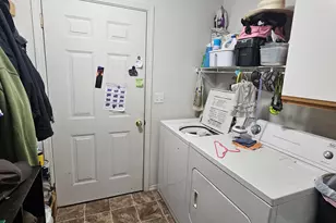 569 NE Negus Loop, Redmond, OR 97756 - Photo 7