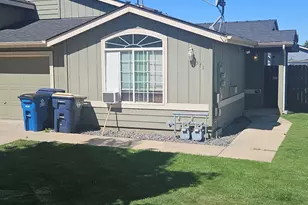 569 NE Negus Loop, Redmond, OR 97756 - Photo 21
