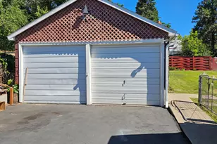 239 Nevada St, Klamath Falls, OR 97601 - Photo 35