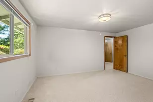 2566 Heritage Way, Medford, OR 97504 - Photo 19