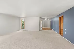 2566 Heritage Way, Medford, OR 97504 - Photo 5