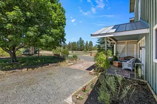 67216 Gist Rd, Bend, OR 97703 - Photo 7