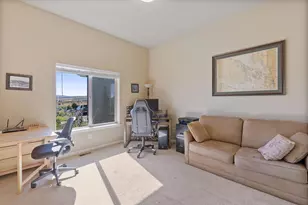 2273 NE Valley View Ct, Madras, OR 97741 - Photo 11