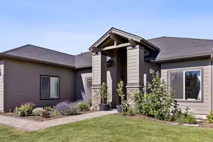 2273 NE Valley View Ct, Madras, OR 97741 - Photo 1