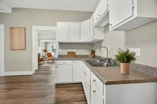 144 N 5th St, Central Point, OR 97502 - Photo 11