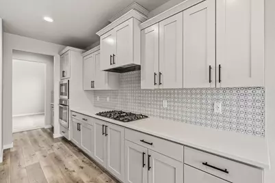 1297 Stonegate Drive #473, Eagle Point, OR 97524 - Photo 17