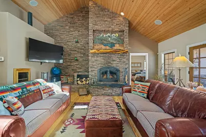 17170 Shawnee Circle, Bend, OR 97707 - Photo 5