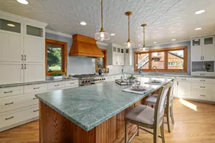 4050 Royal Crest Rd, Medford, OR 97504 - Photo 13