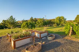 4050 Royal Crest Rd, Medford, OR 97504 - Photo 49