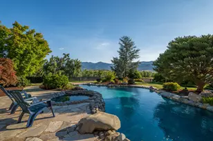 4050 Royal Crest Rd, Medford, OR 97504 - Photo 31