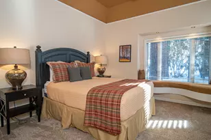 57042 Peppermill Cir, Sunriver, OR 97707 - Photo 5