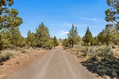 60148 Stirling Drive, Bend, OR 97702 - Photo 9