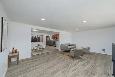 266 NW Riverside Boulevard, Bend, OR 97703 - Photo 3