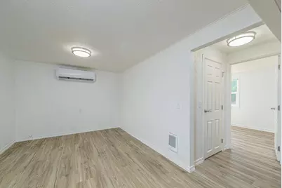 266 NW Riverside Boulevard, Bend, OR 97703 - Photo 23