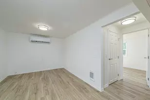 266 NW Riverside Blvd, Bend, OR 97703 - Photo 23