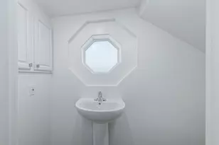 266 NW Riverside Blvd, Bend, OR 97703 - Photo 17