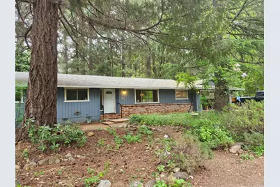 611 S Junction Avenue, Cave Junction, OR 97523 - Photo 25