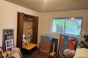 611 S Junction Ave, Cave Junction, OR 97523 - Photo 19