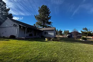 34653 Castle Dr, Chiloquin, OR 97624 - Photo 23