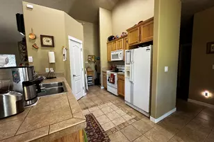 34653 Castle Dr, Chiloquin, OR 97624 - Photo 7