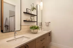 3326 NW Leavitt Ln, Bend, OR 97703 - Photo 37