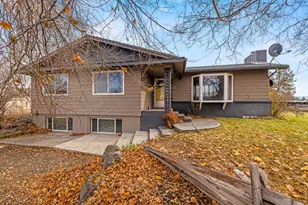 23131 N Poe Valley Rd, Klamath Falls, OR 97603 - Photo 3